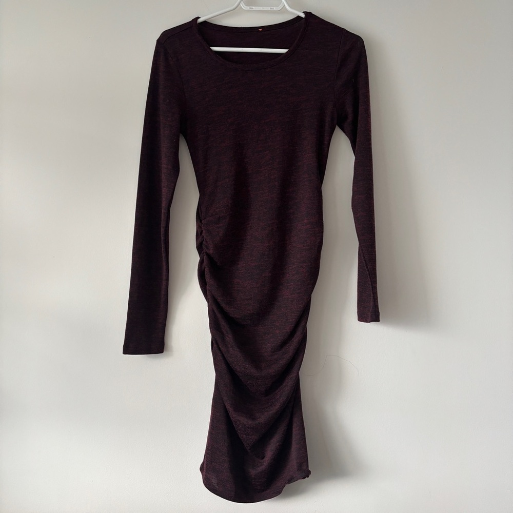 Burgundy black Long-Sleeve Midi Dress – Ruched Side, Bodycon Fit knit